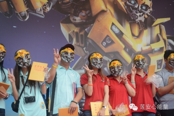 6.22现场活动丨禁毒大黄蜂——变形金刚在行动